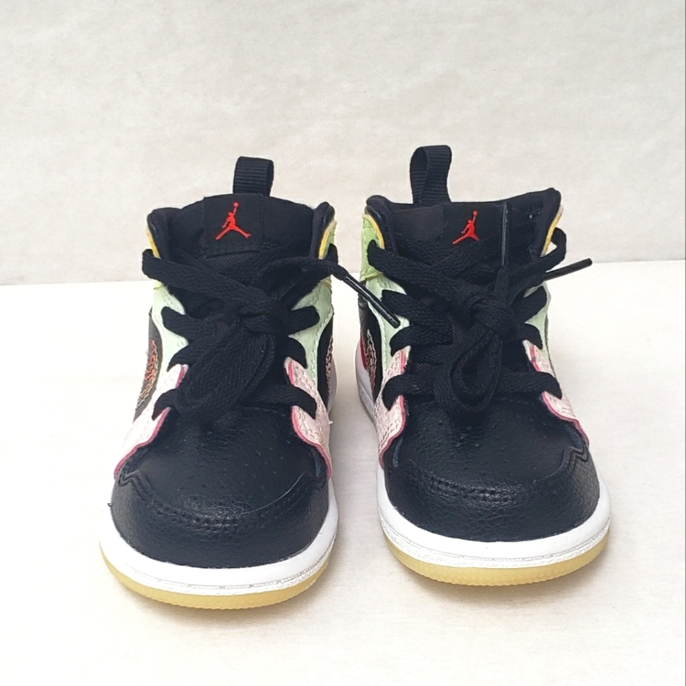 Air Jordan 1 Mid Glow In The Dark - Picture 3 of 8